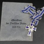 Mutterkreuz in Silber (“Mother’s Cross in Silver”) with Gustav Brehmer, Marktneukirchen Pouch