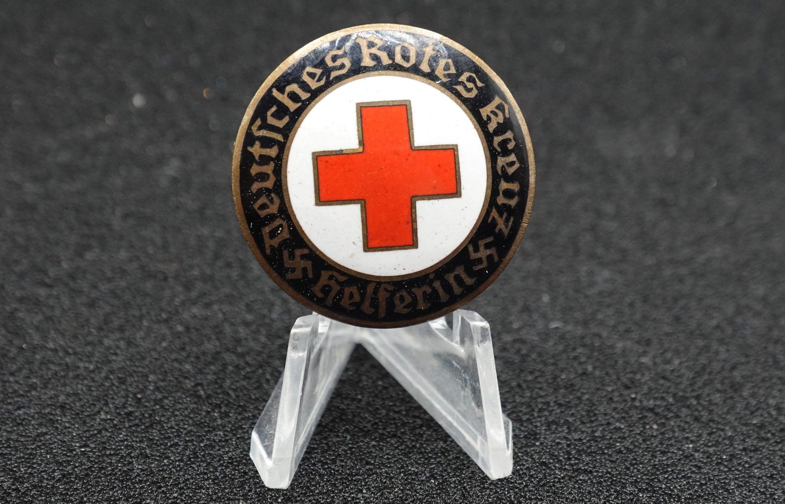 DSC01579 WWII German DRK Helferin Badge – Enamel Red Cross Membership Badge – Ges. Gesch. - Image 1