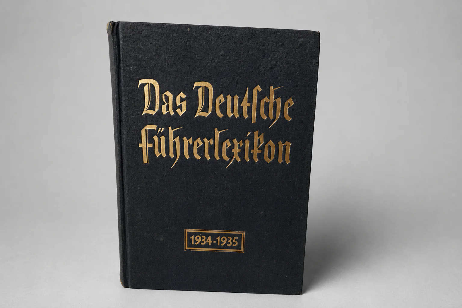 Das Deutsche Führerlexikon 1934–1935 Image 16 mei 2026, 14_46_45 Das Deutsche Führerlexikon 1934–1935 – Original Third Reich Leadership Reference Book - Image 1
