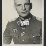 WWII Studio Portrait of General Kurt von Tippelskirch – Ritterkreuzträger mit Eichenlaub, 30. Infanterie-Division