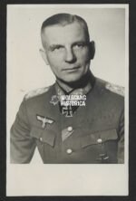 WWII Studio Portrait of General Kurt von Tippelskirch – Ritterkreuzträger mit Eichenlaub, 30. Infanterie-Division