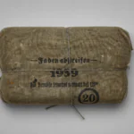 WWII Wehrmacht Verbandpäckchen / First Aid Bandage Pack – 1939 Dated