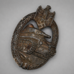 Panzerkampfabzeichen in Bronze by Assmann – Early Tombak Type – Heavy Worn Combat Relic Condition