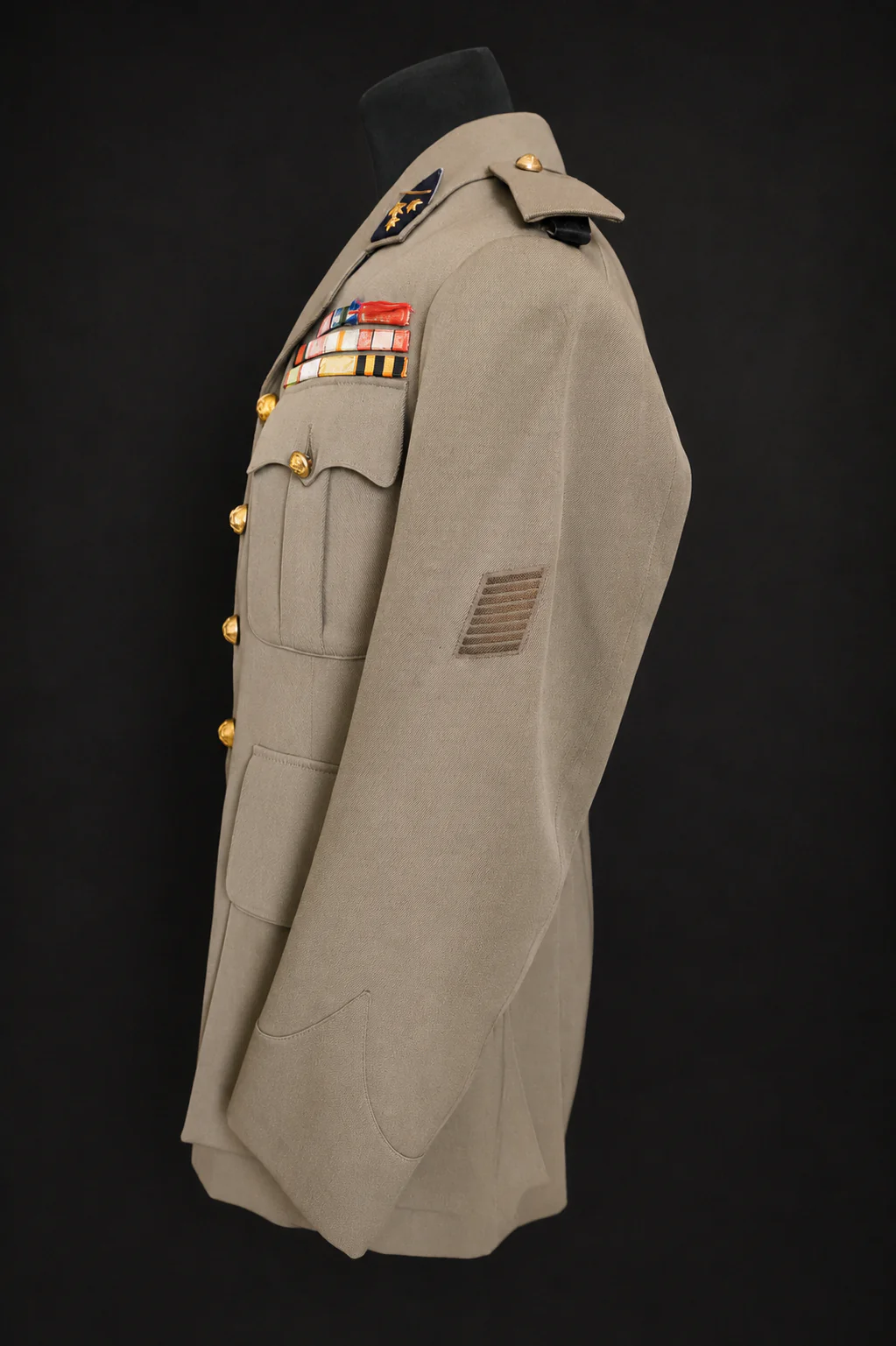Named Belgian M35 Officer Uniform – Lt. Georges L.L. Saint-Maux – Administration Service - Image 3