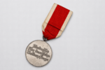 WWII German Medaille für deutsche Volkspflege – Social Welfare Medal with Ribbon - Image 2
