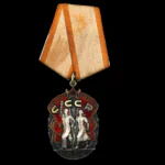 Soviet Order of the Badge of Honour (Знак Почёта) – Numbered Silver Award – Mint Marked "Monetny Dvor"