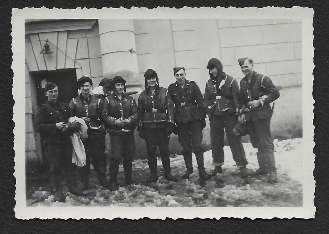 Foto_2026-06-07_084613 Photograph of Flemish Volunteers in winter gear of the SS-Freiwilligen-Legion “Flandern” - Image 1