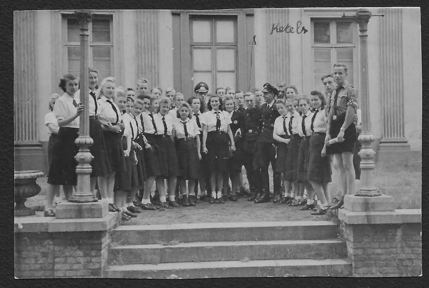 Foto_2026-06-08_121860 NSJV Group Photograph – Limburg – Gouwleider Frans Ketels (Murdered during Repression!) - Image 1