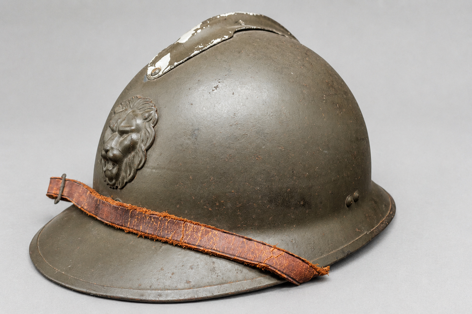 Image 7 jun 2026, 08_01_58 WWII Belgian M31 Adrian Helmet – May 1940 Campaign, Complete with Chinstrap - Image 1
