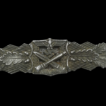 Nahkampfspange in Bronze (Close Combat Clasp in Bronze) – 6 Dot Variant