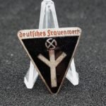 Deutsches Frauenwerk Membership Badge – RZM M1/157