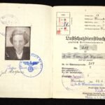 Luftschutz-Dienstbuch to LSW-Helferin – Hamburg / Allenstein – Awarded Kriegsverdienstmedaille (!)