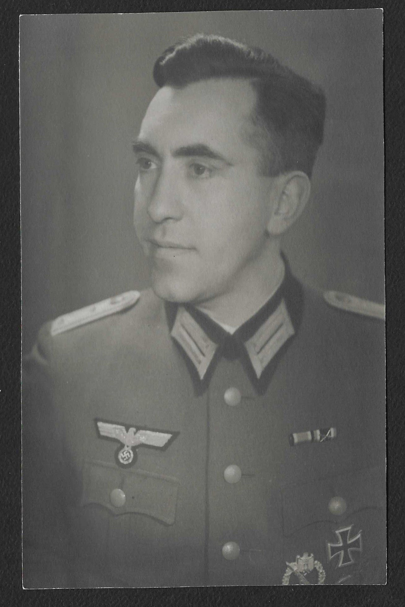 Foto_2026-06-22_100102 Portrait of Ritterkreuzträger Burkhardt Bollmann – Posthumous Knight’s Cross Recipient – KIA 1944 - Image 1