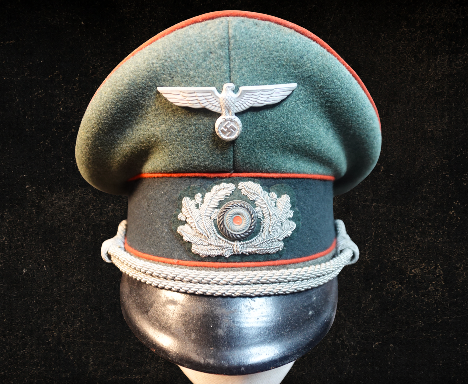 Friday 7th August 1800 CEST (16) Wehrmacht Heer Artillerie Officer Visor Cap - Image 1