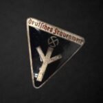 Deutsches Frauenwerk Membership Badge – RZM M1/157