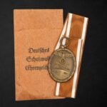 Deutsches Schutzwall-Ehrenzeichen (“Westwall Medal”) with Hermann Wernstein Pouch
