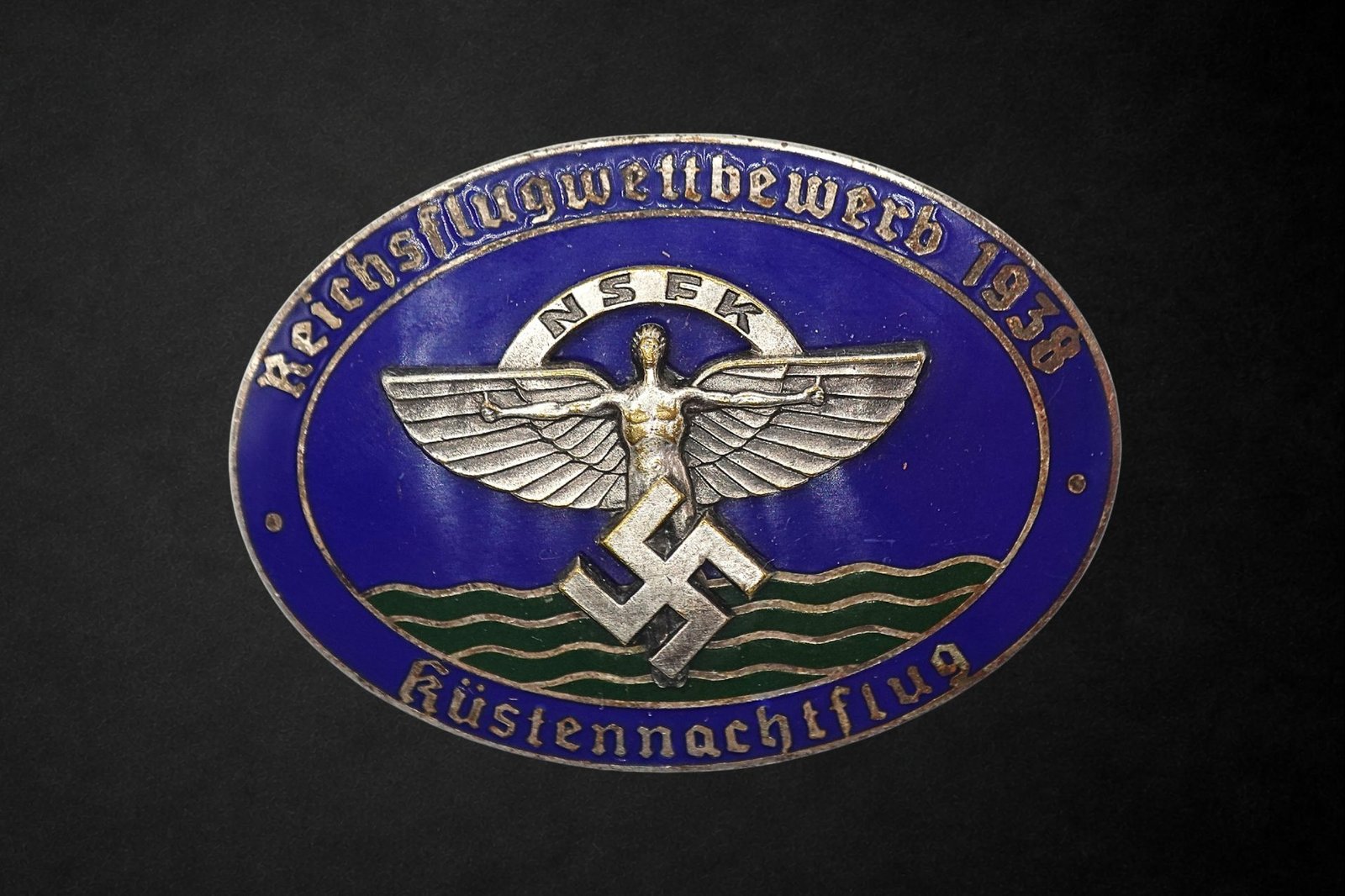 Ontwerp zonder titel (41) 1938 Reichsflugwettbewerb Küstennachtflug Badge – NSFK – Otto Fechner, Pforzheim - Image 1