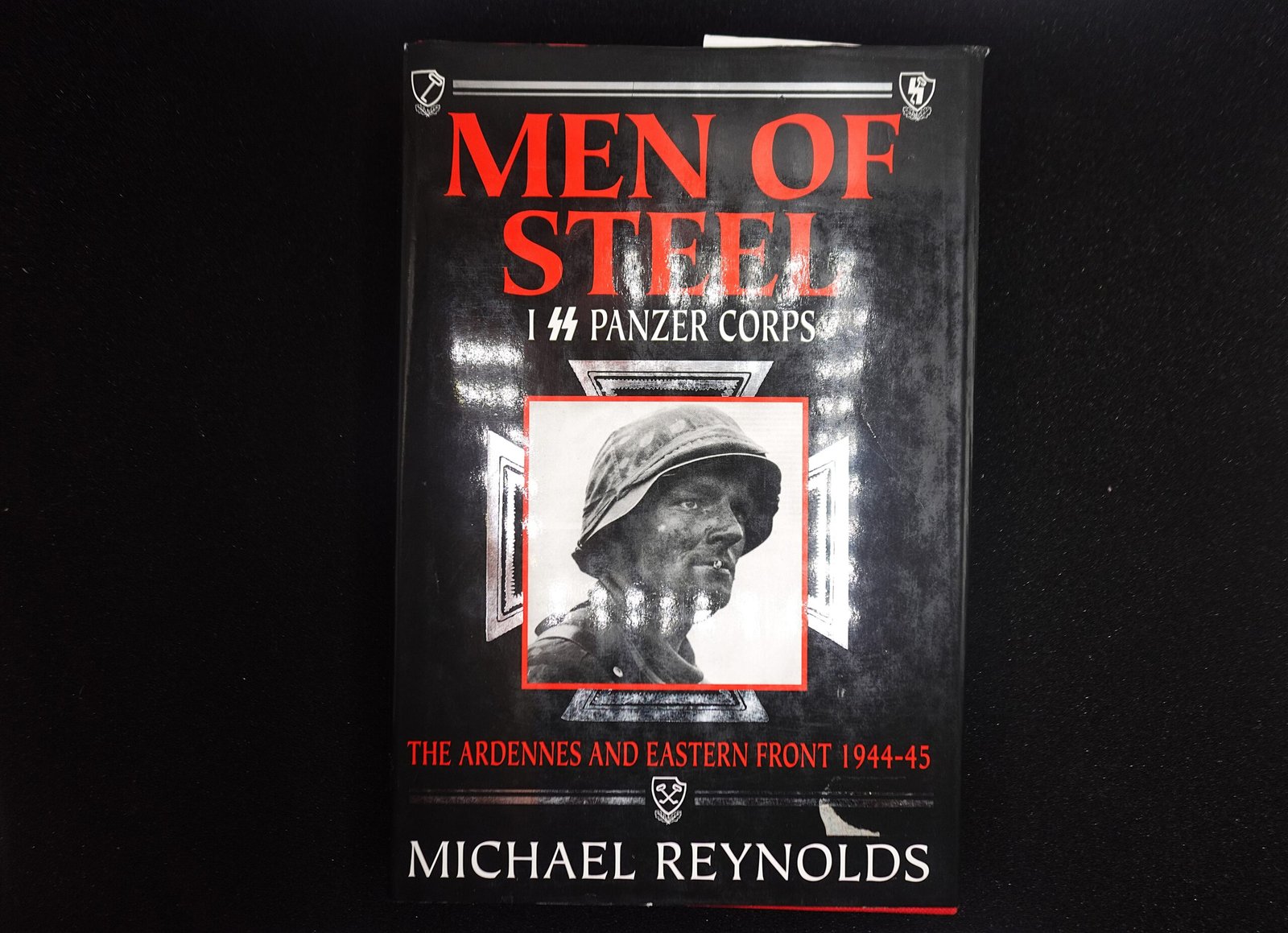 DSC01966 MEN OF STEEL – Michael Reynolds – I SS Panzer Corps – 12x Signed Waffen-SS Veterans (LAH, HJ...!) - Image 1