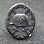 Wound Badge in Black – Alois Rettenmaier “16” – Maker Marked