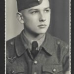 WWII Hitlerjugend Flakhelfer Portrait - Leistungsabzeichen