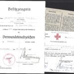Verwundetenabzeichen in Schwarz Award Doc + Sanitätsdienst Personalausweis - 11. Panzer-Division - Western Front, 1944