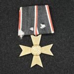 Kriegsverdienstkreuz 2. Klasse 1939 mit Schwertern - Mounted (Einzelspange)