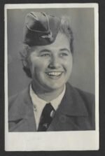 Wehrmacht Nachrichtenhelferin Portrait - 1944